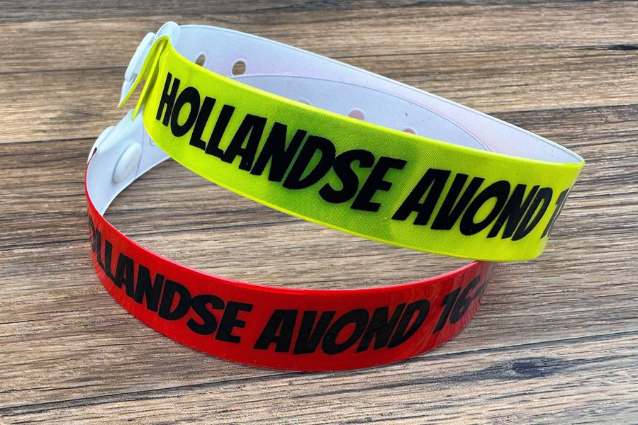 Opdruk voor Hollandse Avond op felgekleurde vinyl polsbandjes